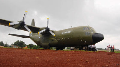 maybay c130
