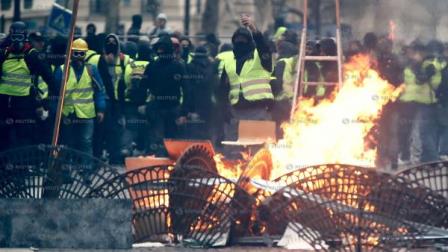 france-protests 5