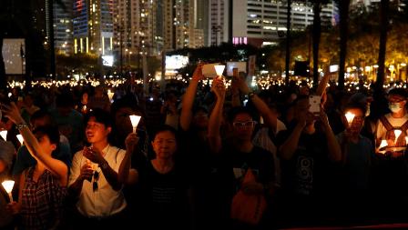 china-tiananmen-hongkong-vigil