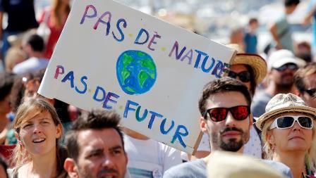 climatechange-protest-france