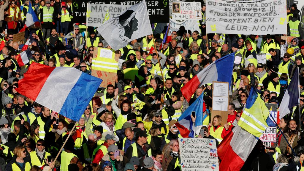 france-protests 10