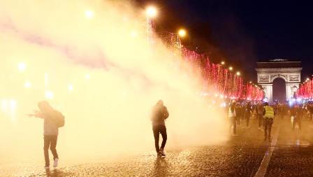 france-protests voirong