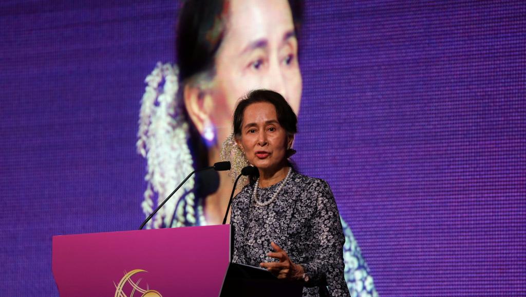 asean-summit-Aung 