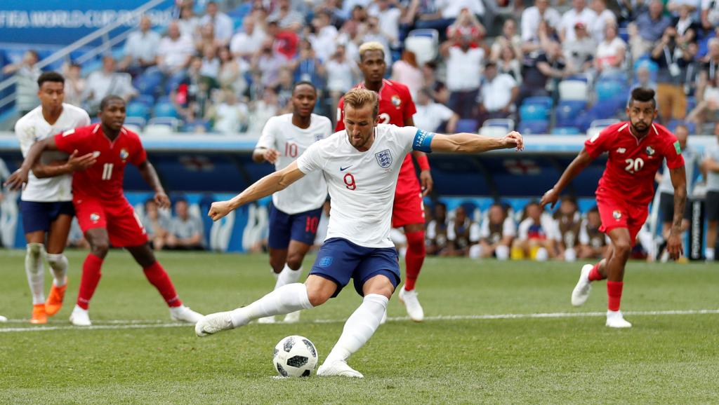 soccer-worldcup-eng-pan