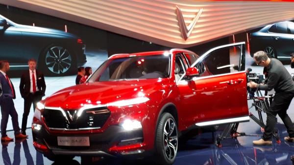 suv4-LUX -Vinfast