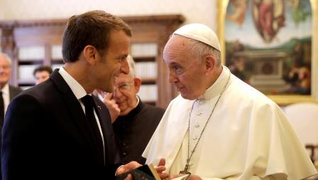 pope-macron-meeting 2