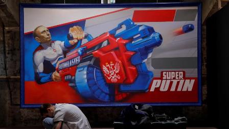 russia-putin-art